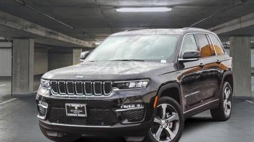 JEEP GRAND CHEROKEE 2023 1C4RJYB63P8791365 image